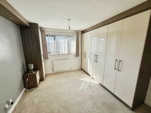 Bedroom- click for photo gallery